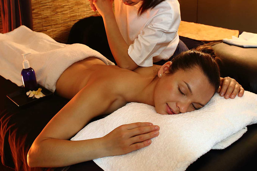 Deep tissue massage therapy